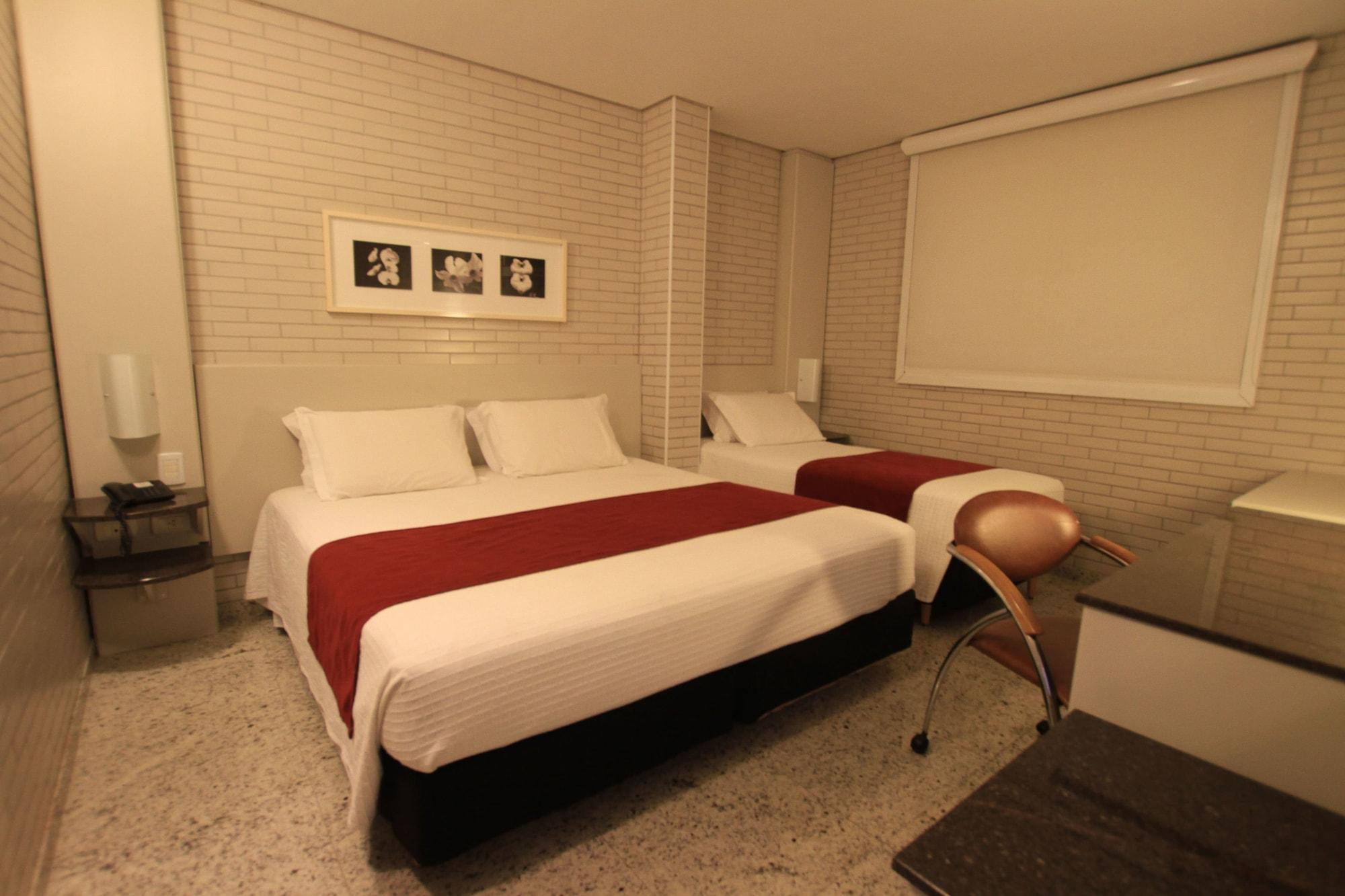קוריטיבה Hotel Confiance Batel מראה חיצוני תמונה