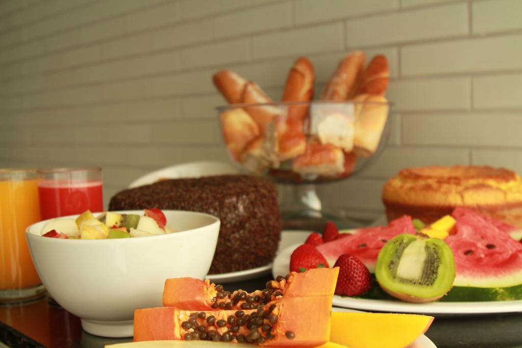 קוריטיבה Hotel Confiance Batel מראה חיצוני תמונה