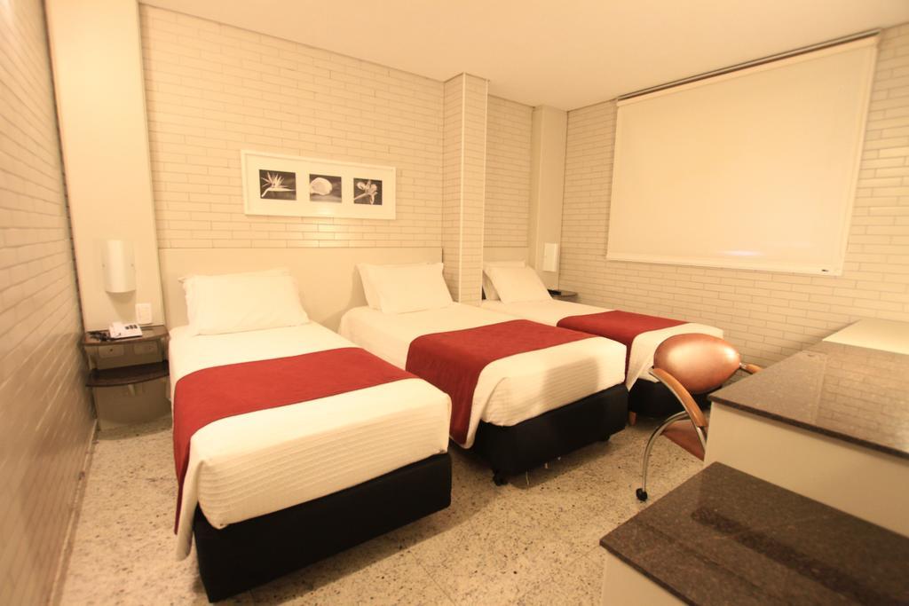 קוריטיבה Hotel Confiance Batel מראה חיצוני תמונה